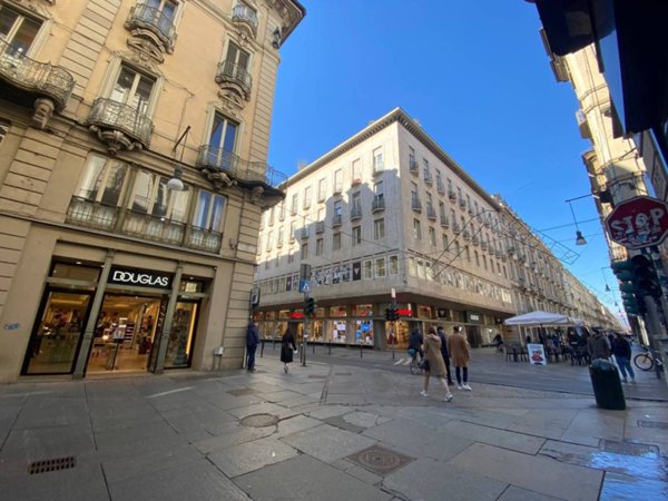 negozio in affitto a Torino in zona Centro Storico