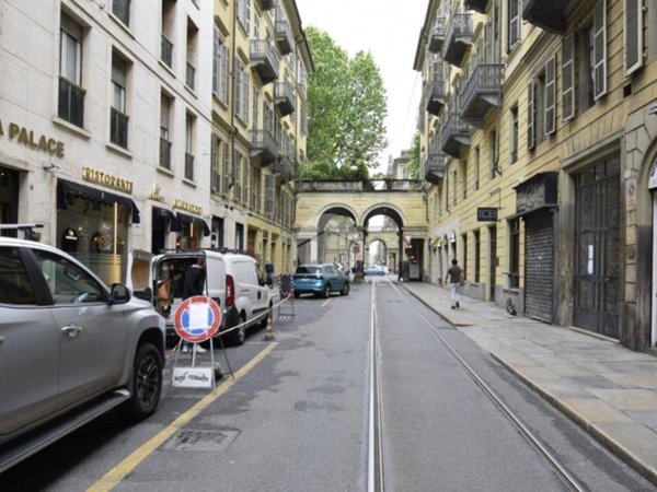 negozio in affitto a Torino