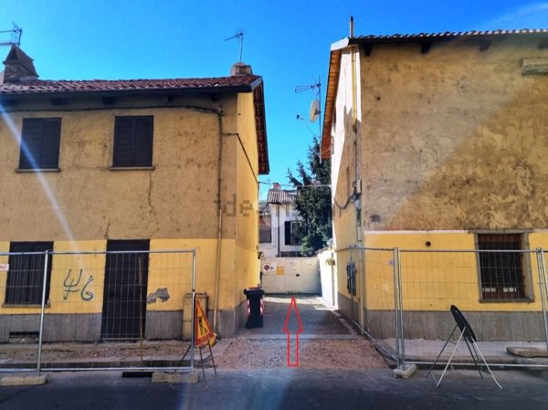 locale di sgombero in affitto a Torino in zona Pozzo Strada