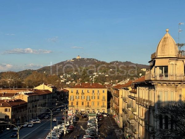 appartamento in affitto a Torino in zona Rosa