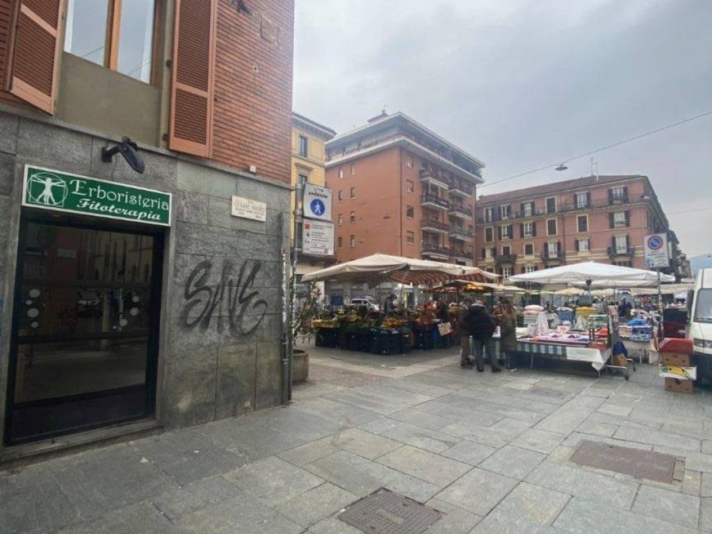 negozio in affitto a Torino in zona Vanchiglia