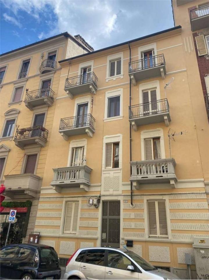 appartamento in affitto a Torino in zona Cenisia