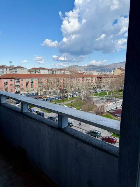 appartamento in affitto a Torino in zona Lingotto