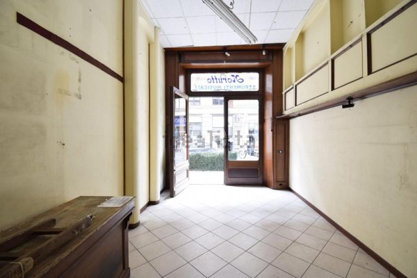 bivano in affitto a Torino in zona Centro Storico