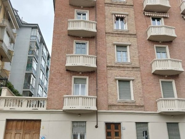 appartamento in affitto a Torino in zona Cenisia