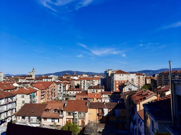 appartamento in affitto a Torino in zona Campidoglio