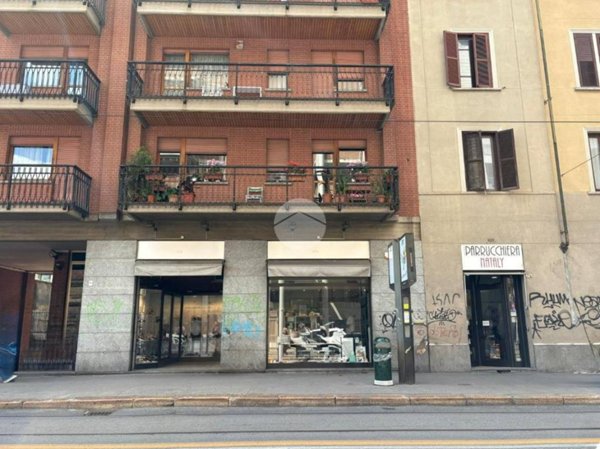 negozio in affitto a Torino in zona Mirafiori Nord