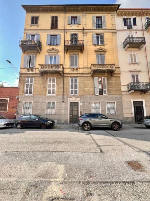 appartamento in affitto a Torino in zona Aurora