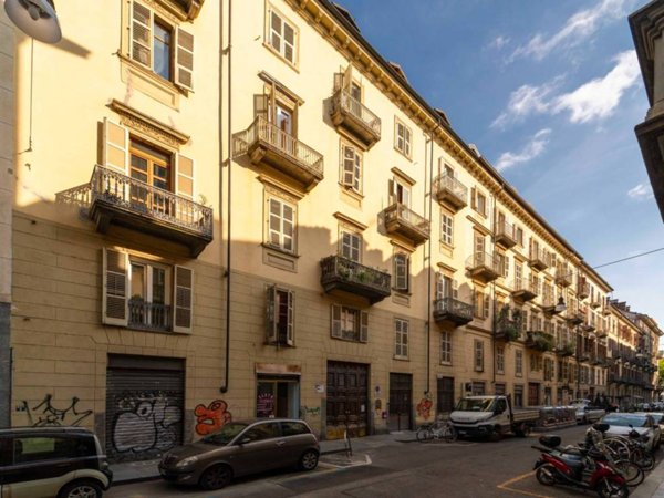 negozio in affitto a Torino in zona San Salvario