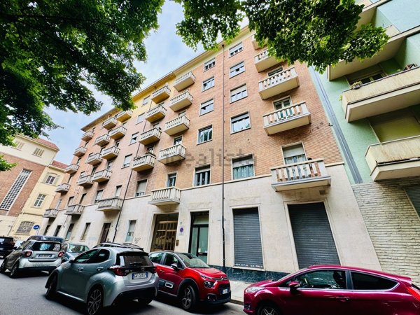 locale commerciale in affitto a Torino in zona Aurora