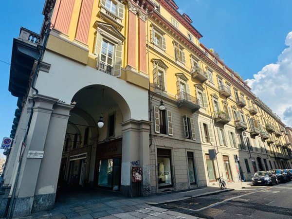 negozio in affitto a Torino