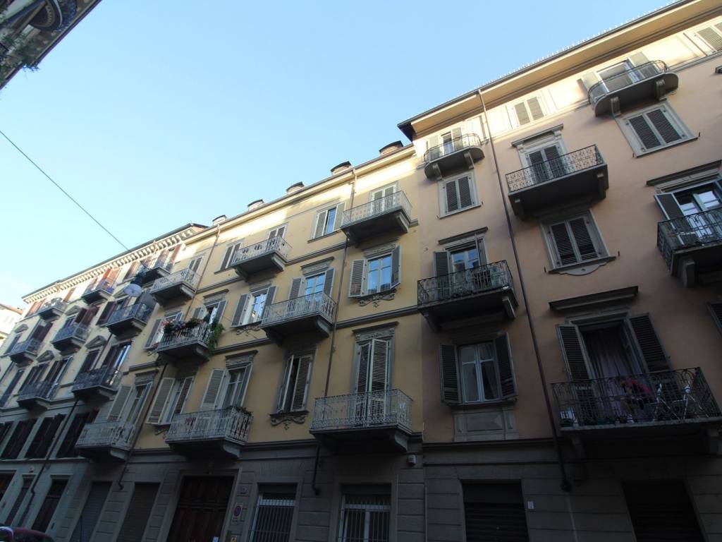 appartamento in affitto a Torino in zona Crocetta
