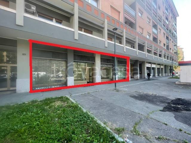 negozio in affitto a Torino in zona Borgo San Paolo