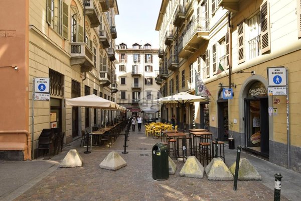 negozio in affitto a Torino