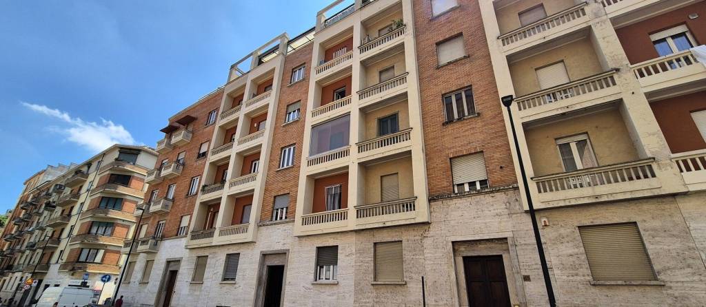 appartamento in affitto a Torino in zona Crocetta