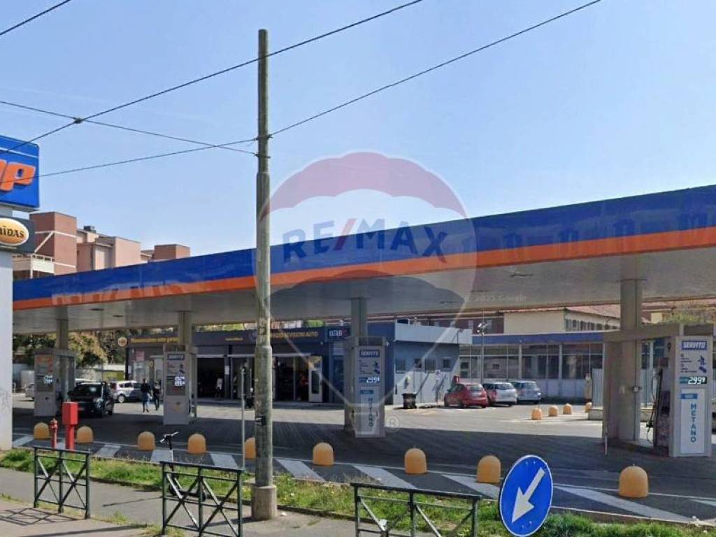 negozio in affitto a Torino in zona Rebaudengo