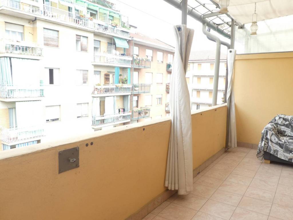 appartamento in affitto a Torino in zona Aurora