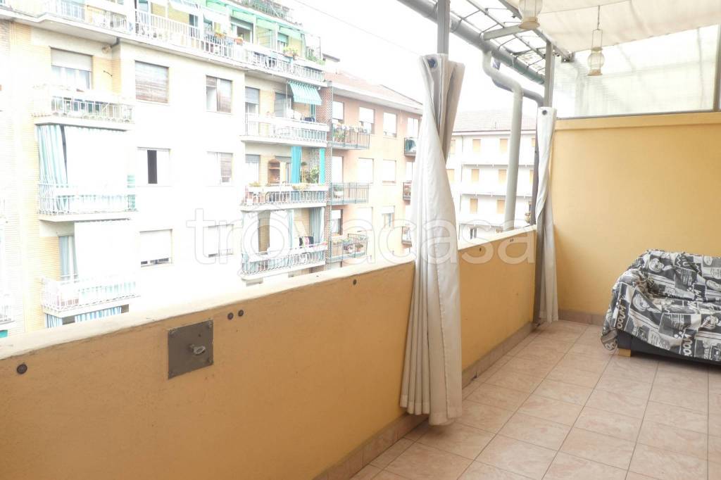 appartamento in affitto a Torino in zona Aurora