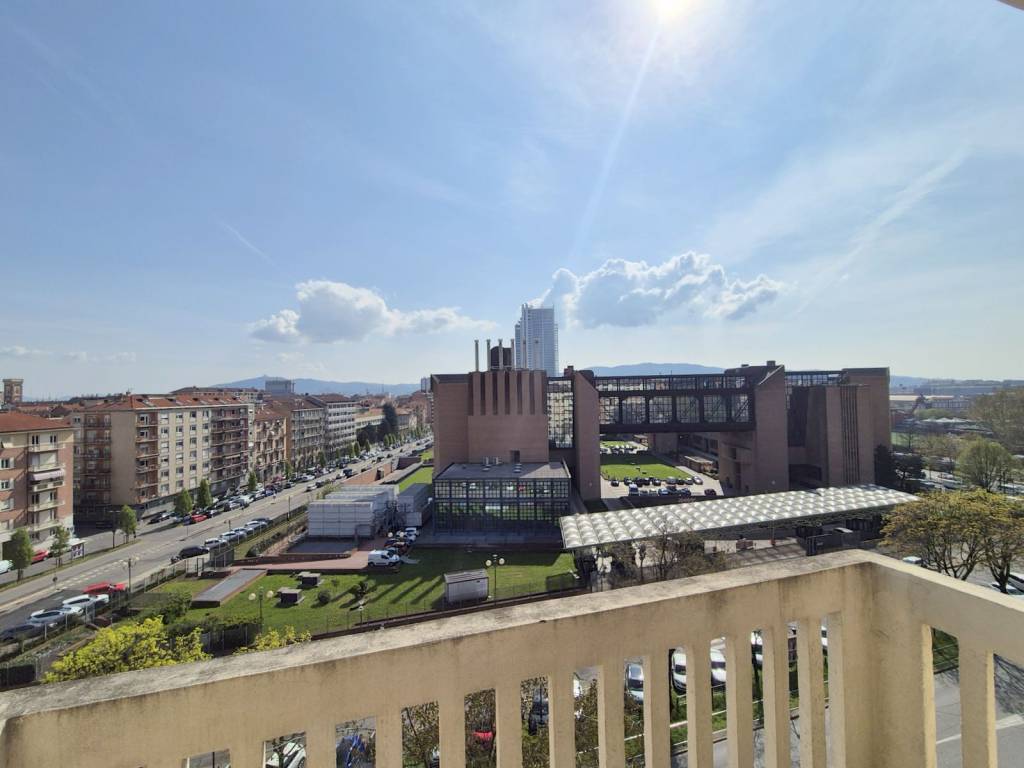 appartamento in affitto a Torino in zona Cit Turin