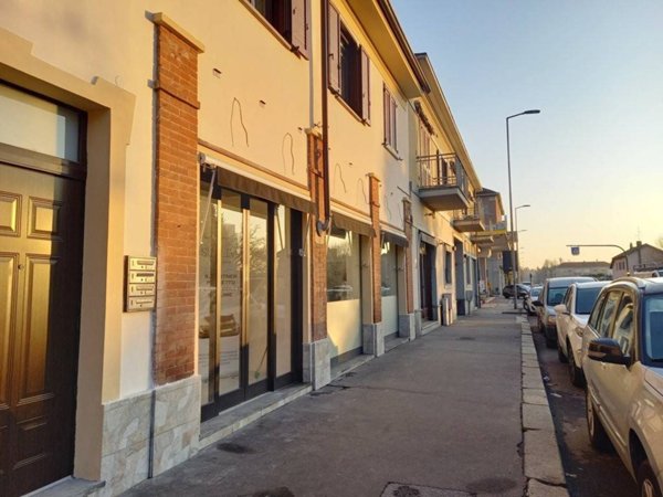 negozio in affitto a Torino in zona Gran Madre