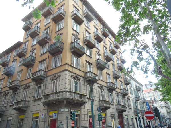 appartamento in affitto a Torino in zona Cit Turin