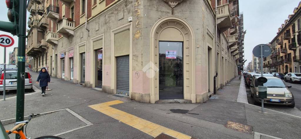 negozio in affitto a Torino in zona San Donato