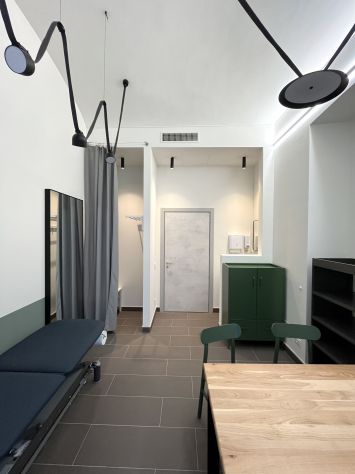 negozio in vendita a Torino in zona San Salvario