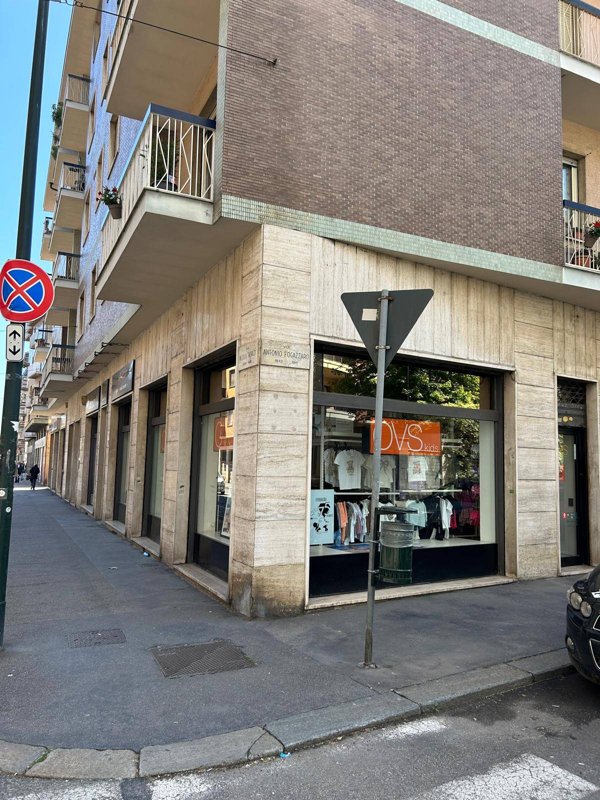locale commerciale in affitto a Torino in zona Campidoglio