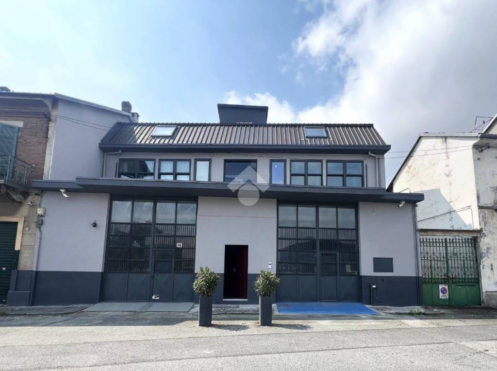 locale commerciale in affitto a Torino