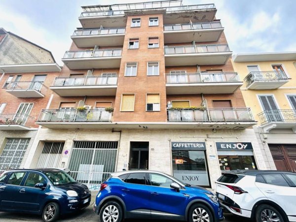 negozio in affitto a Torino in zona Madonna di Campagna
