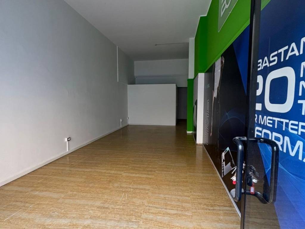 negozio in affitto a Torino in zona San Salvario