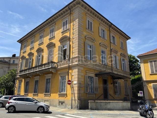 ufficio in affitto a Torino in zona Crocetta
