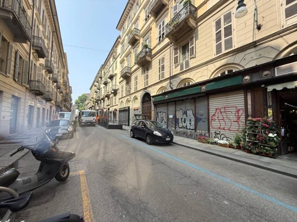 negozio in affitto a Torino in zona Centro Storico