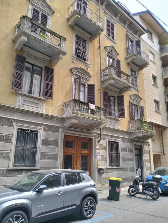 trivano in affitto a Torino in zona Crocetta