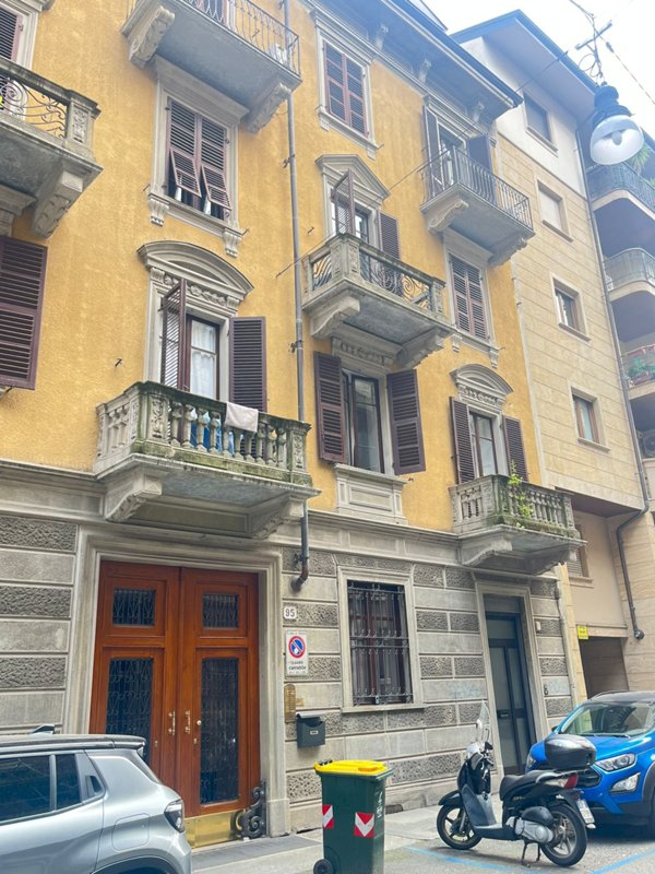 locale commerciale in affitto a Torino