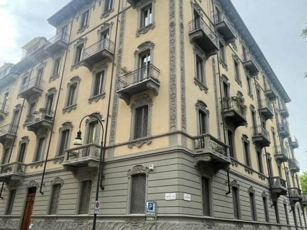 appartamento in affitto a Torino in zona Crocetta