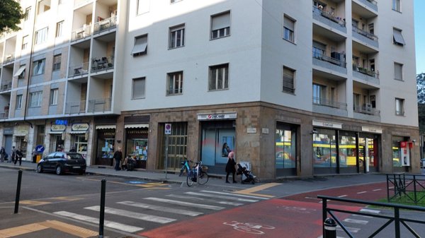 negozio in affitto a Torino in zona Borgo San Paolo