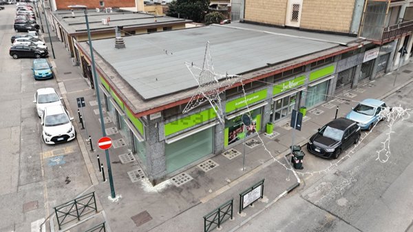 locale commerciale in affitto a Torino in zona Borgo San Paolo