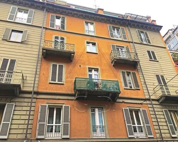 appartamento in affitto a Torino in zona Cit Turin