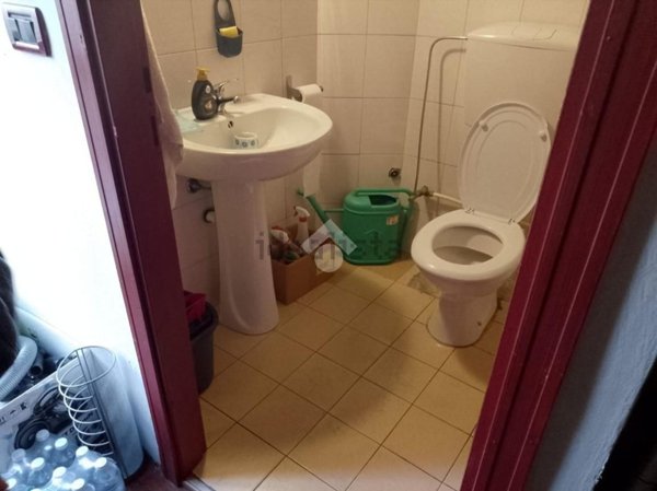 negozio in affitto a Torino in zona San Salvario