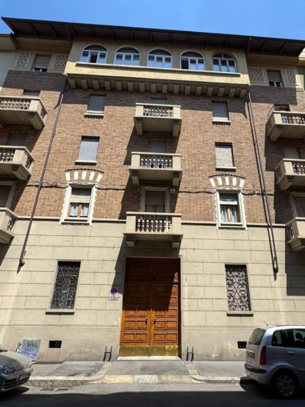 appartamento in affitto a Torino in zona Aurora