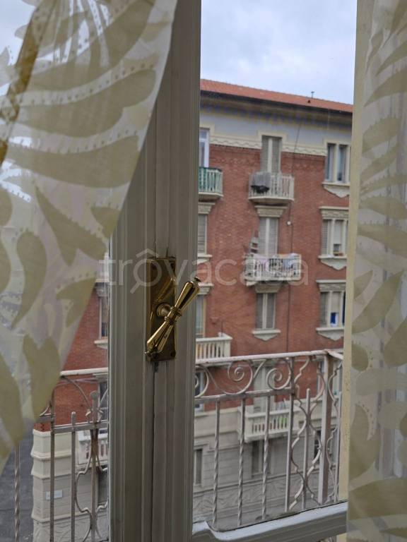 appartamento in affitto a Torino in zona Aurora