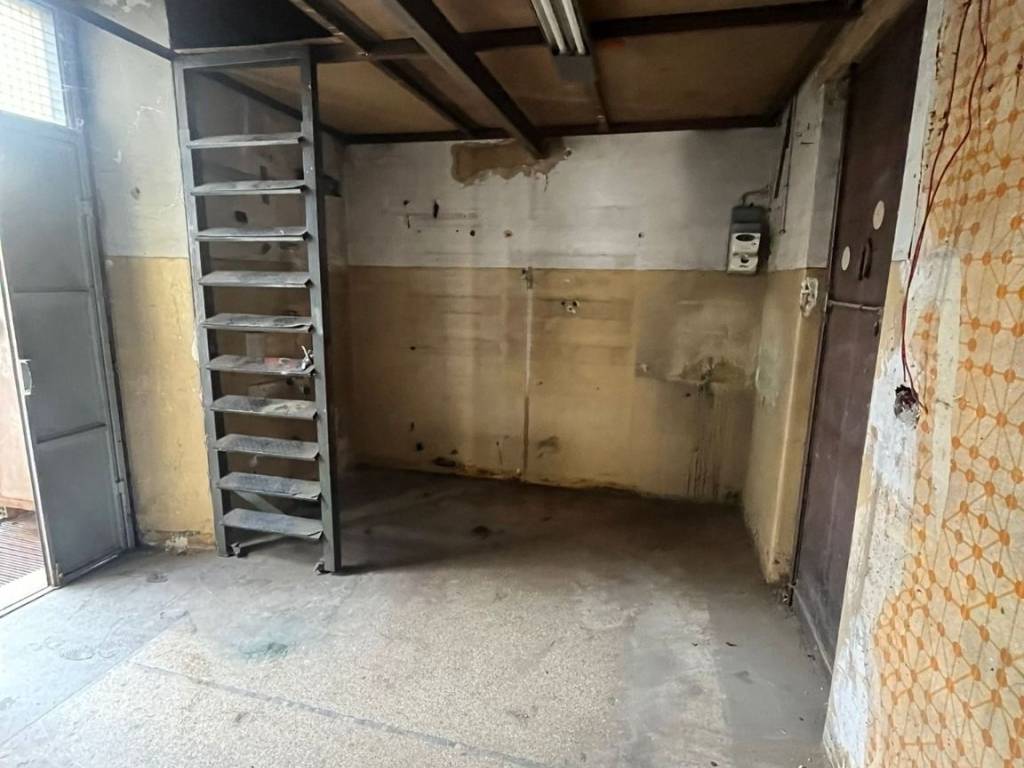 locale di sgombero in affitto a Torino in zona Millefonti