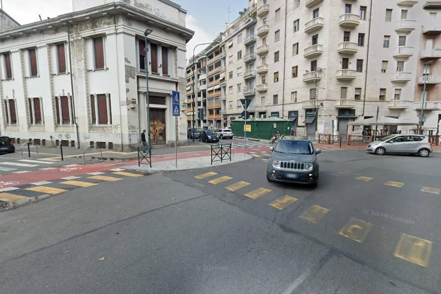 negozio in affitto a Torino in zona Pozzo Strada