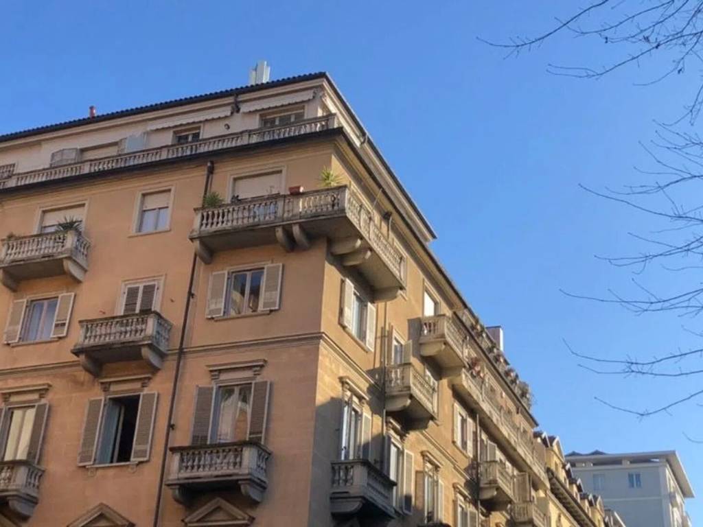 appartamento in affitto a Torino in zona Crocetta