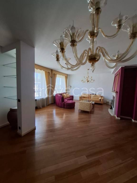 appartamento in affitto a Torino in zona Pozzo Strada