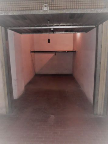 locale di sgombero in affitto a Torino in zona Vallette