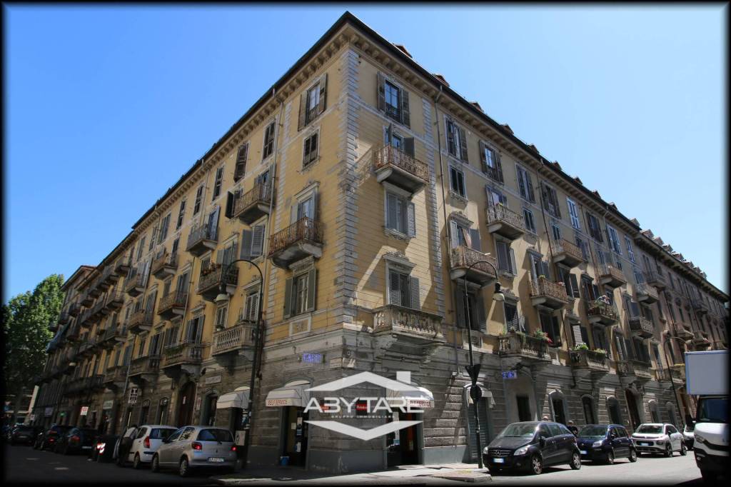 appartamento in affitto a Torino in zona Crocetta