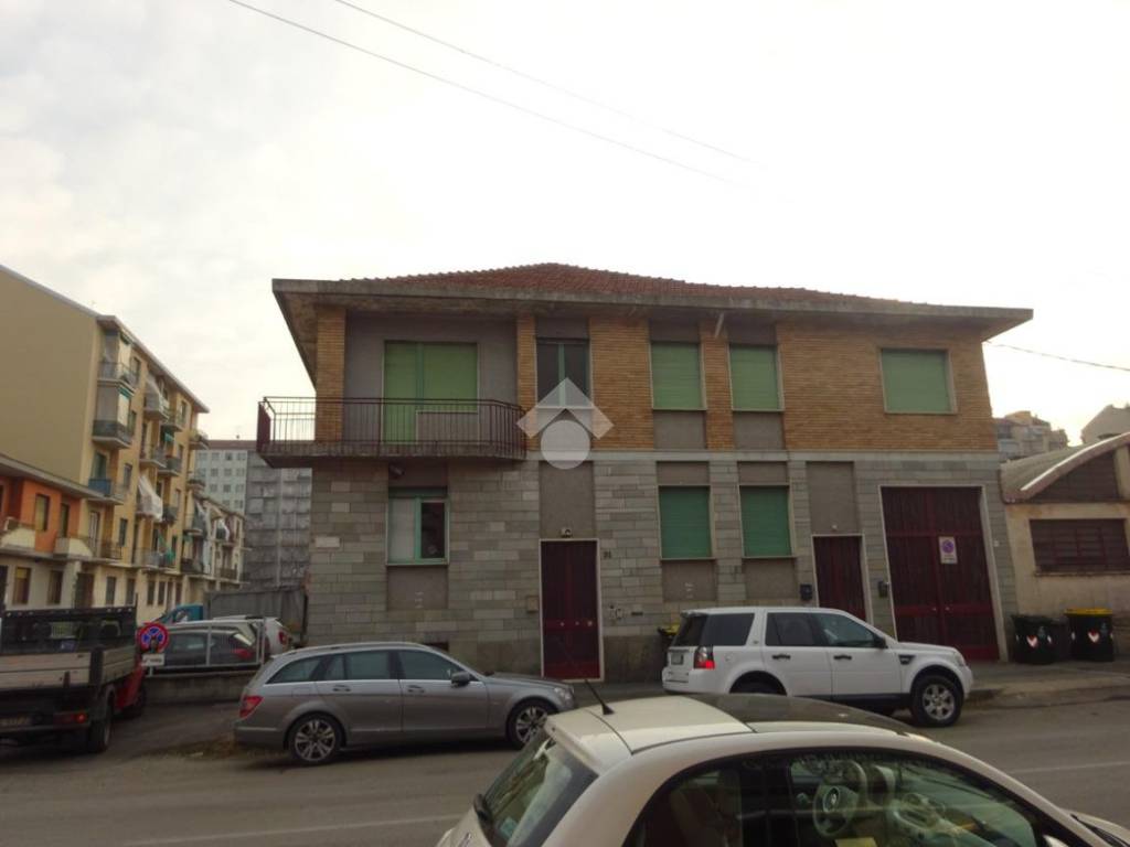 ufficio in affitto a Torino in zona Vallette