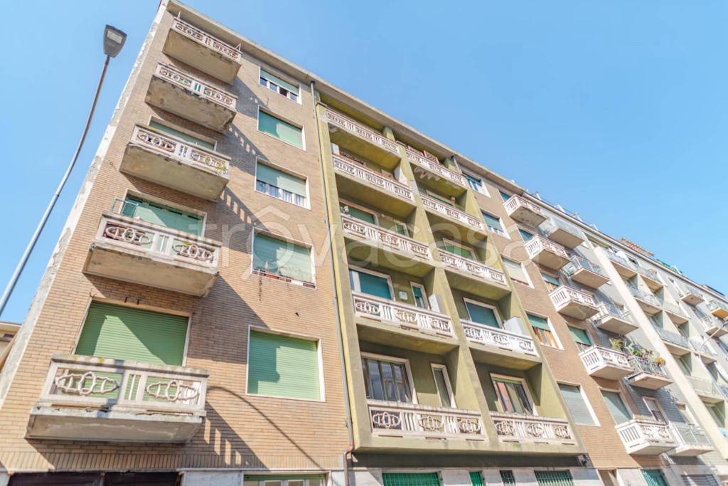 appartamento in affitto a Torino in zona Aurora